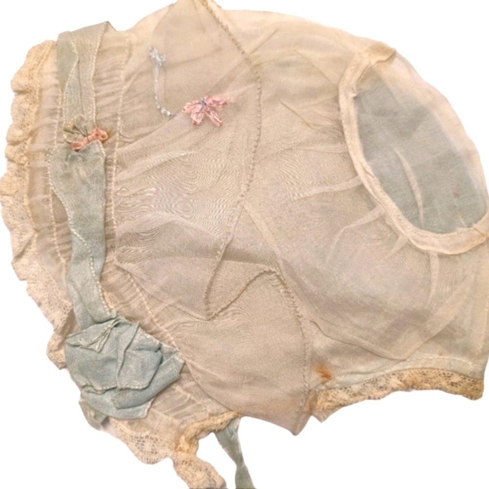 TRUE VINTAGE Lace Childrens Bonnet Authentic Silk Heirloom Hat Rare Cream Blue - Picture 6 of 12